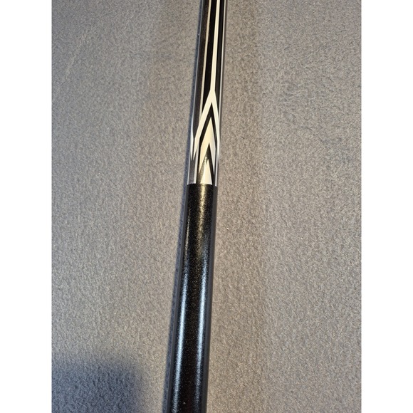 Classic Sport Precision Strike Pool Cue Stick - 2-Piece Billiard Cue - Picture 4 of 6